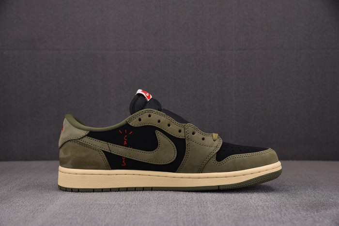 Travis Scott x Air Jordan 1 Low OG 