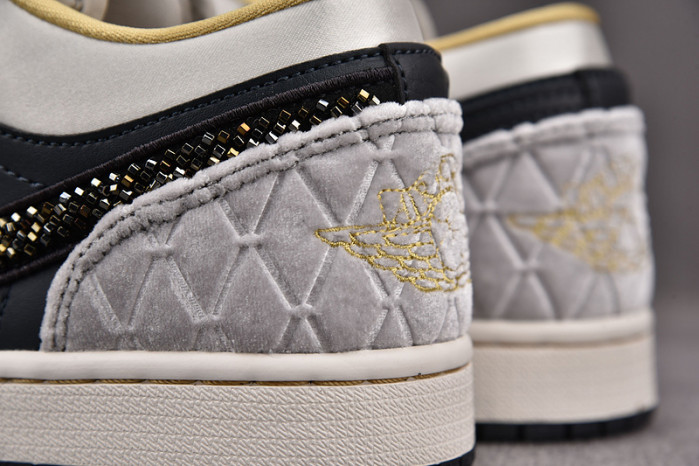 Jordan 1 Low Beaded DV1762-001