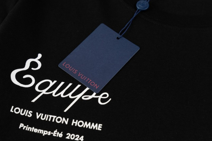 LV CLOTHES V00030
