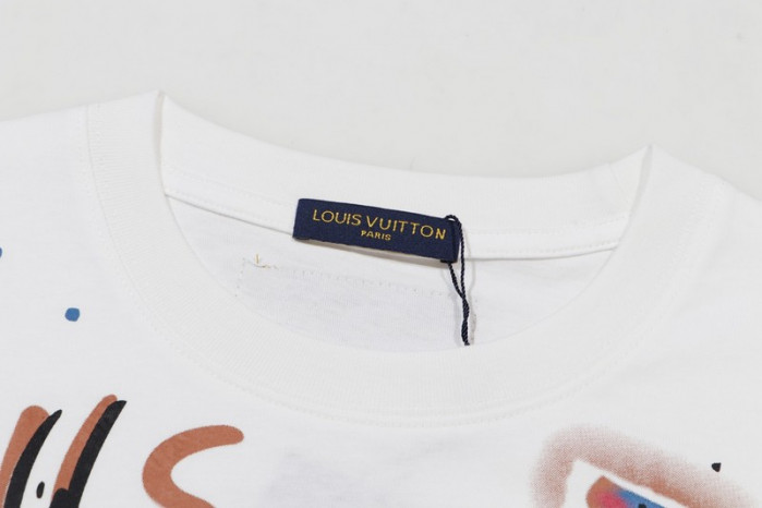 LV CLOTHES V00039