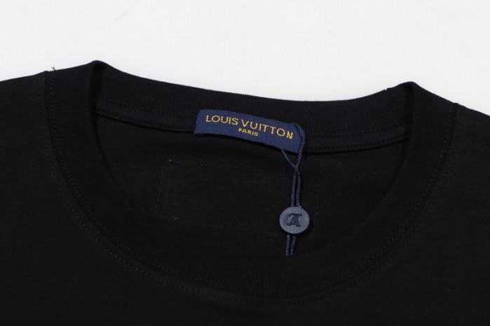 LV CLOTHES V00045