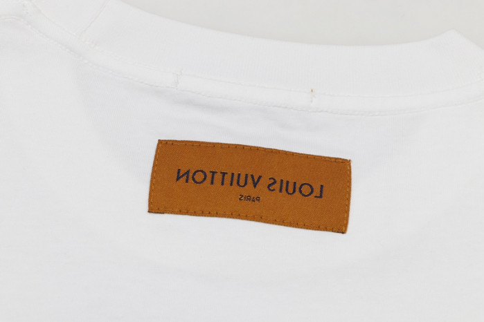 LV CLOTHES V00058