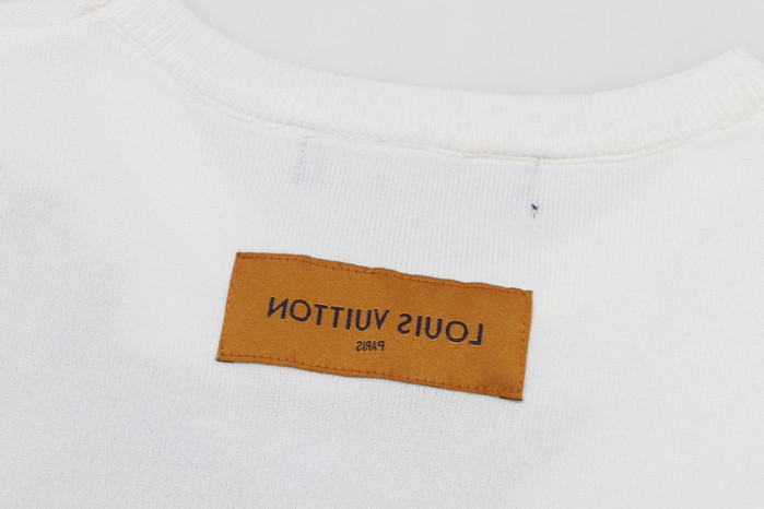 LV CLOTHES V00066