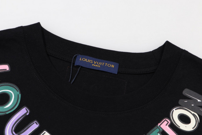 LV CLOTHES V00070