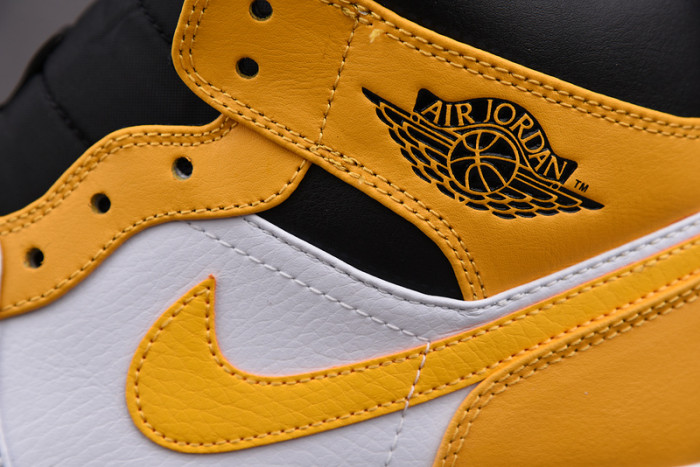 Air Jordan 1 Mid