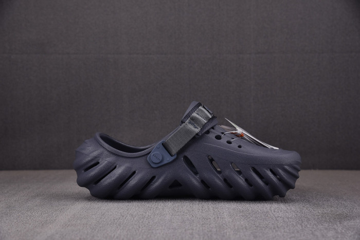 CROCS X SALEHE BEMBURY C00018