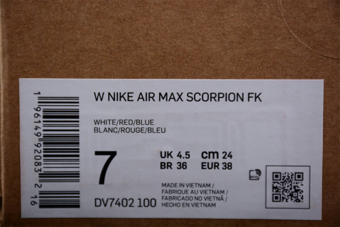 NIKE AIR MAX SCORPION
