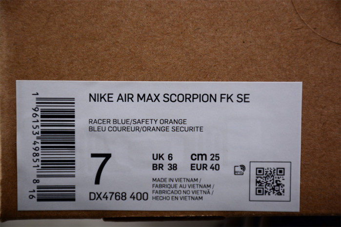 NIKE AIR MAX SCORPION FLYKNIT