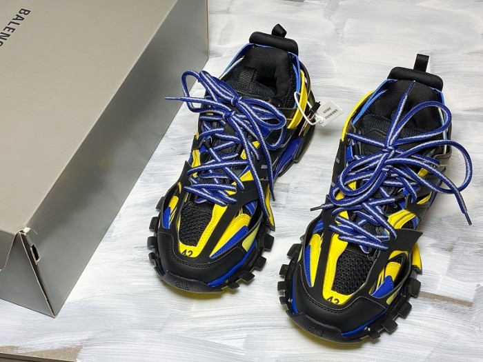TRACK SNEAKER TS138