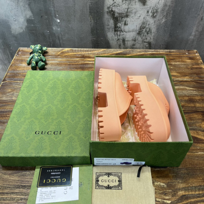 Gucc* Sandal 147