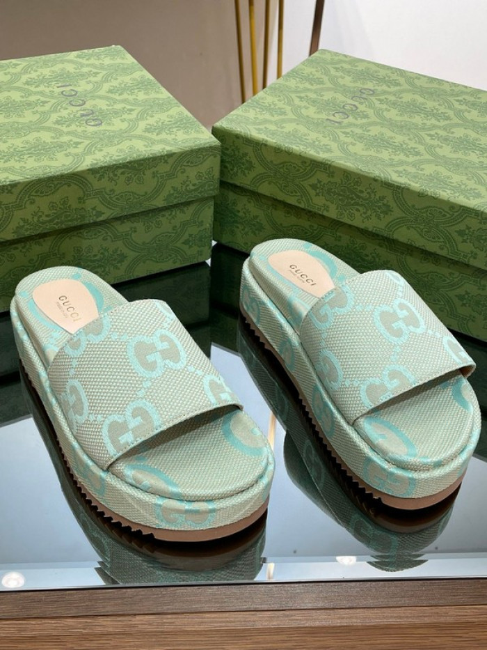 Gucc* Sandal 151