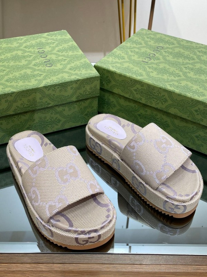 Gucc* Sandal 152
