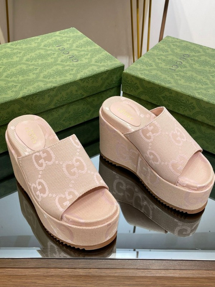 Gucc* Sandal 161