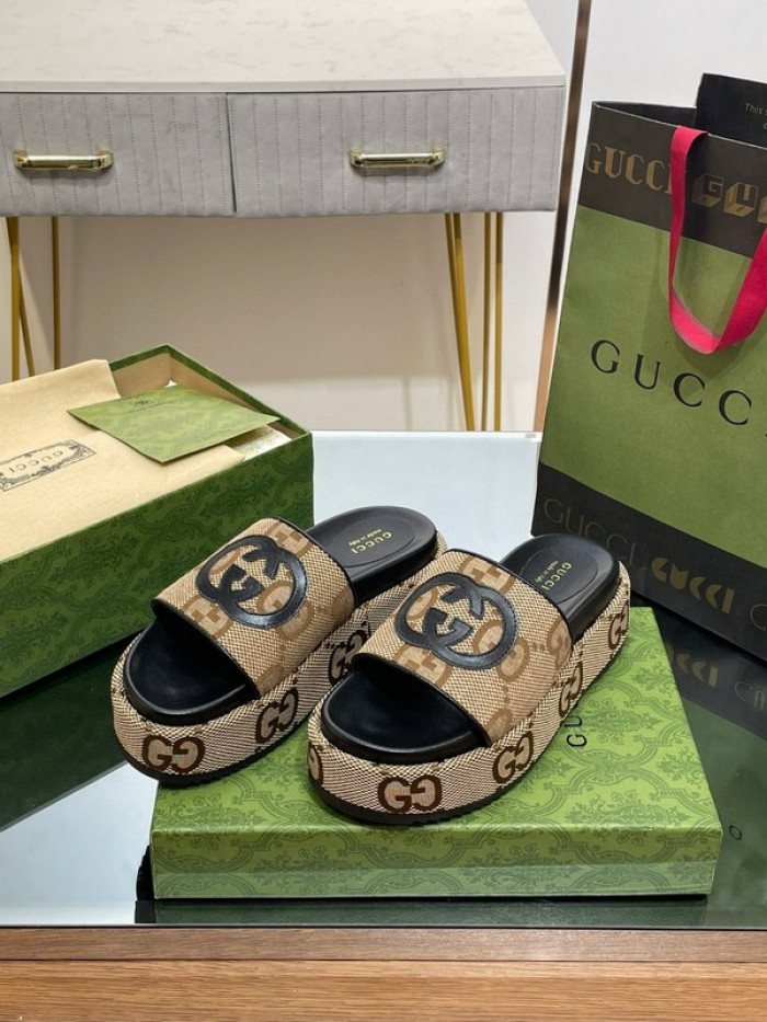 Gucc* Sandal 169