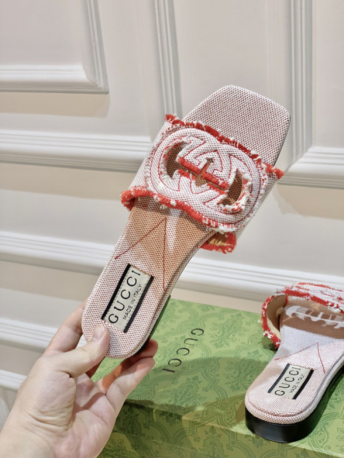 Gucc* Sandal 205