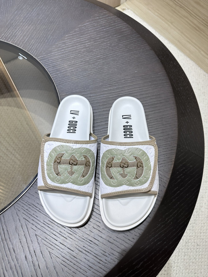 Gucc* Sandal 126