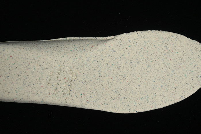 As*ic*s gel quantum kinetic