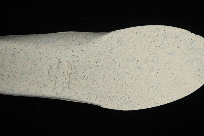 As*ic*s gel quantum kinetic