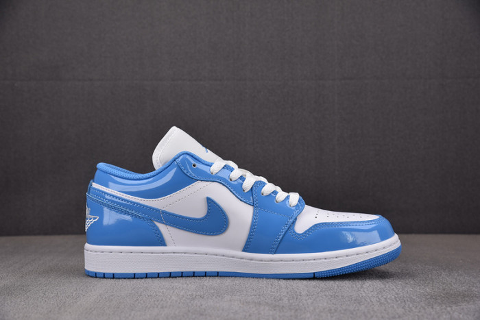 Air Jordan 1 Low