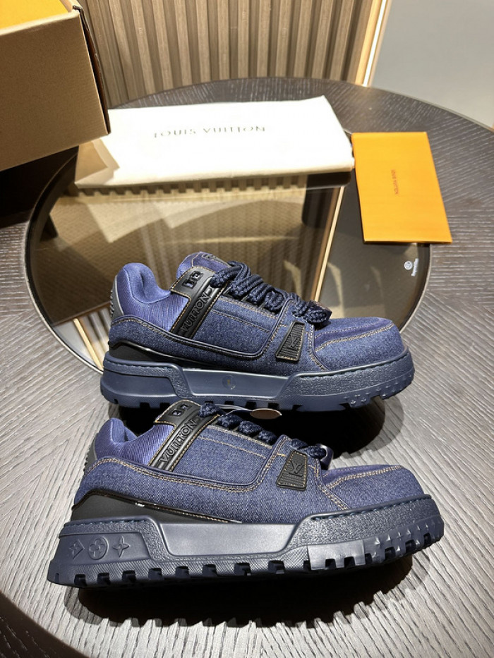 TRAINER MAXI TM070