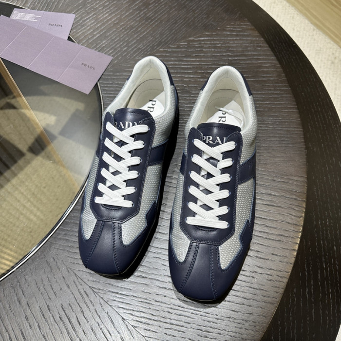 PRADA SNEKAERS P000185