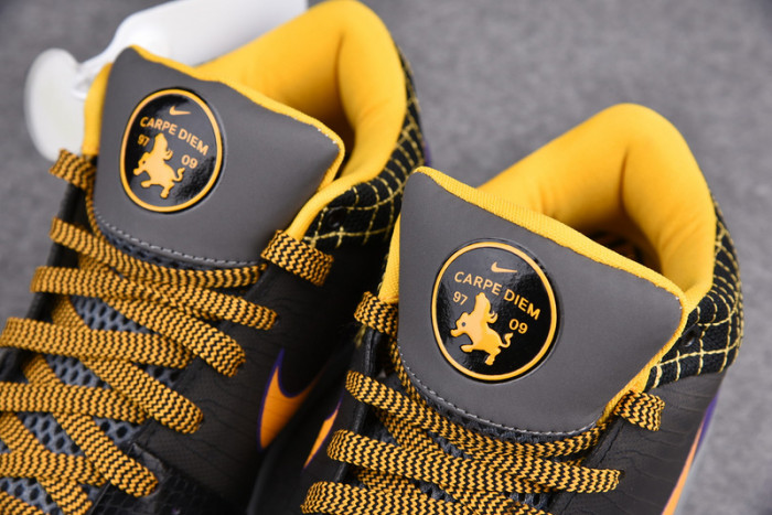 NIKE ZOOM KOBE 4 PROTRO