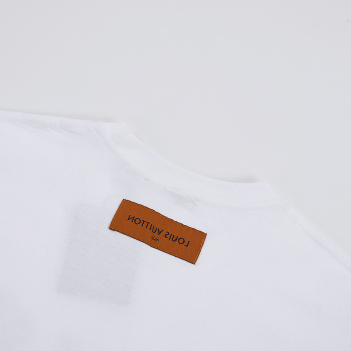 LV CLOTHES V00012