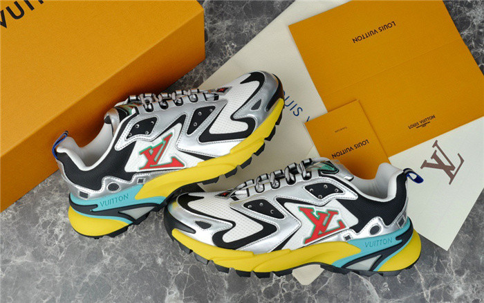 LV SNEAKER LV-000267