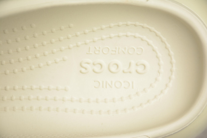 CROCS X SALEHE BEMBURY C00025