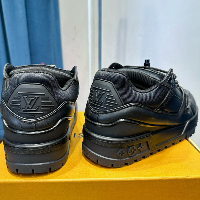 TRAINER MAXI TM050