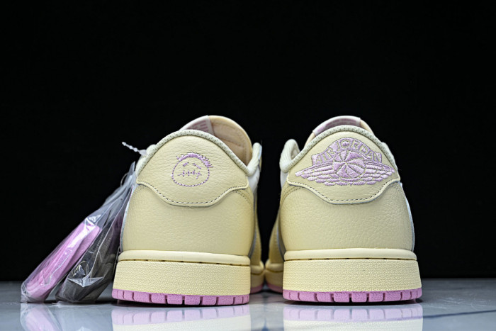 Travis Scott x Air Jordan 1 Low OG 