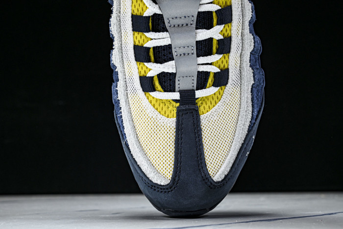 Nike SB Air Max 95 x Eric Koston HQ8492-400