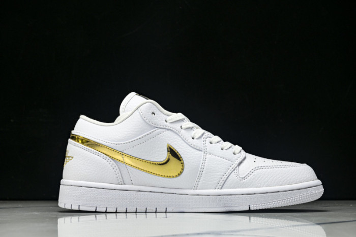 Air Jordan 1 Retro Low 