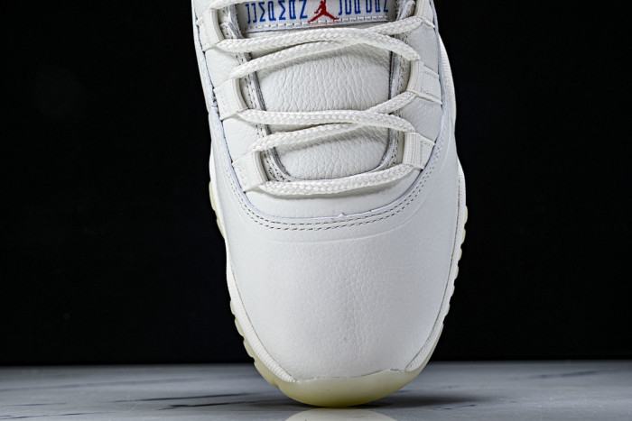 Air Jordan 11 Retro 