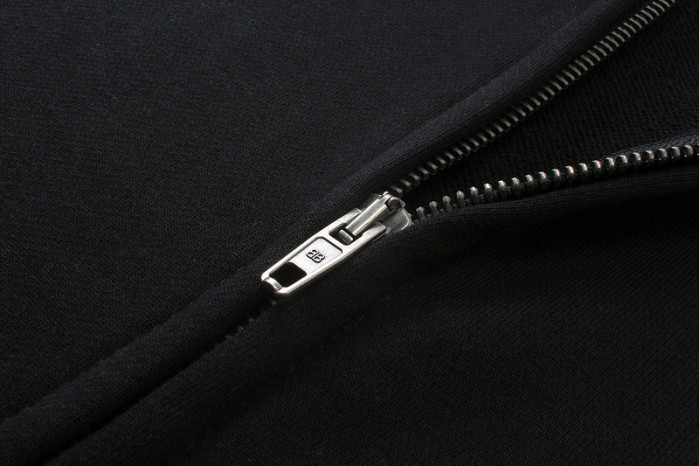 Balenciag**a CLOTHES BAC00012