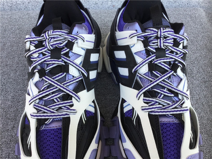 TRACK SNEAKER TS008