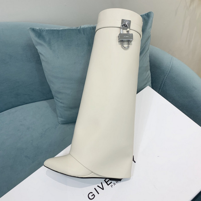 GIVENCHY BOOST GB 000006