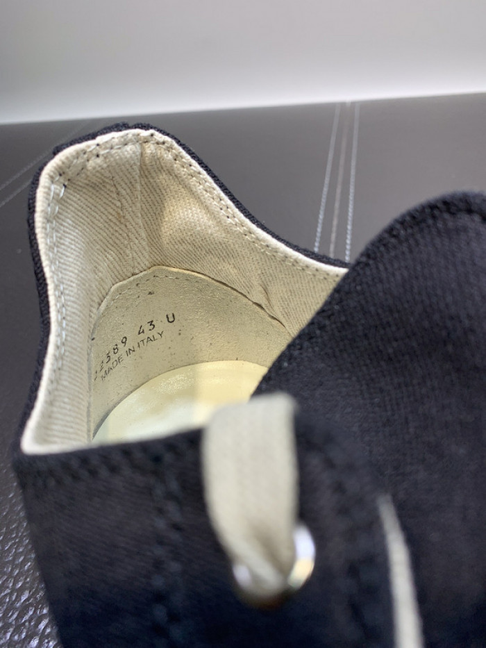 Rick Owen RO000001