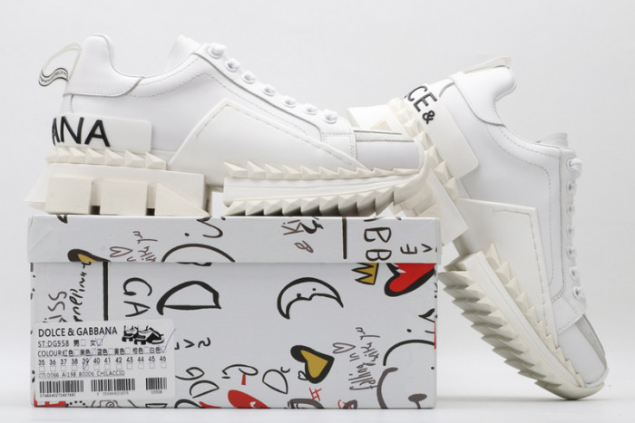 DG SNEAKER DG-10002
