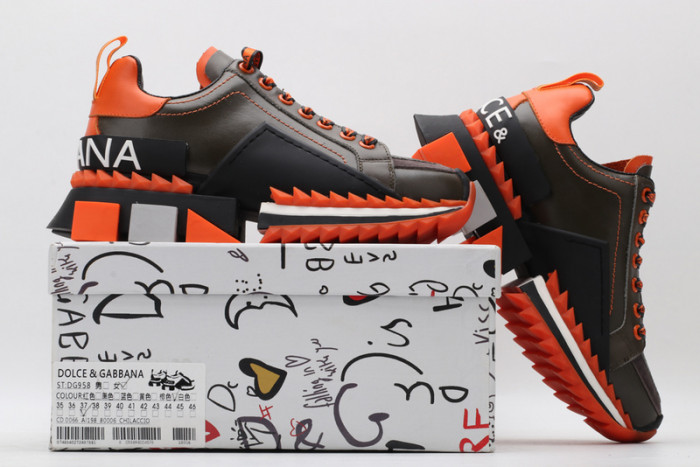 DG SNEAKER DG-10009