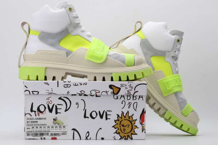 DG SNEAKER DG-10010