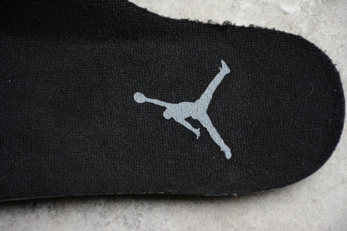 Air Jordan 11 “Cap and Gown” black 378037-005