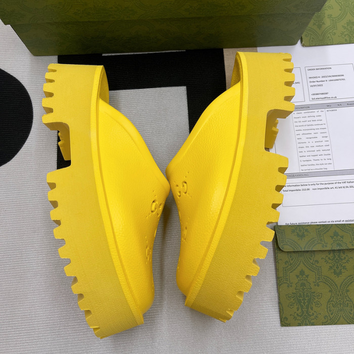 Gucc* Sandal 108
