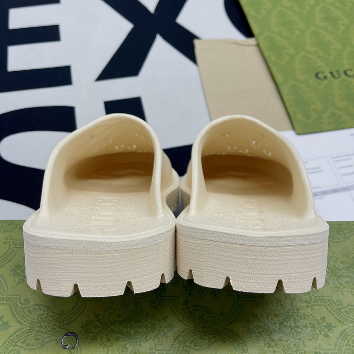 Gucc* Sandal 109