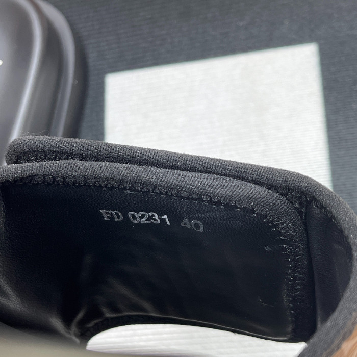L&V sandal19