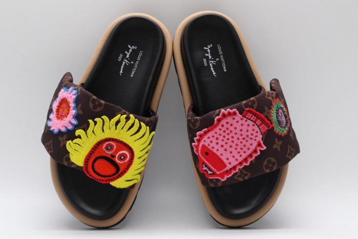 L&V SANDAL40
