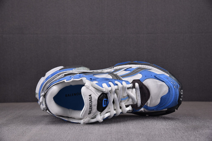 RUNNER SNEAKER RS025