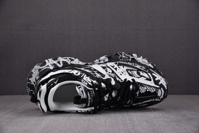 TRACK SNEAKER TS088