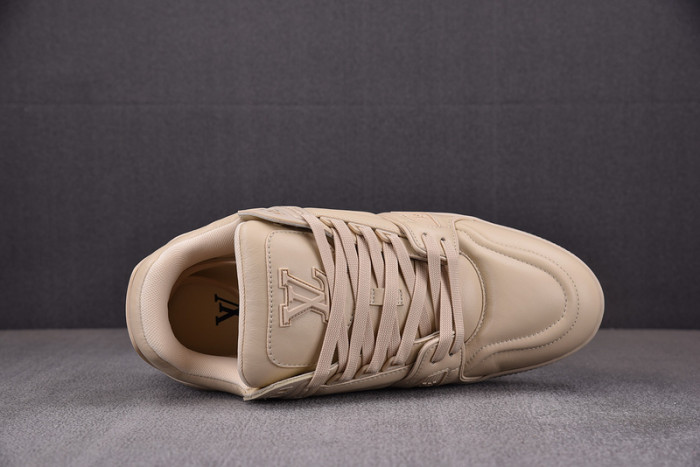 LV SNEAKER LV-000091