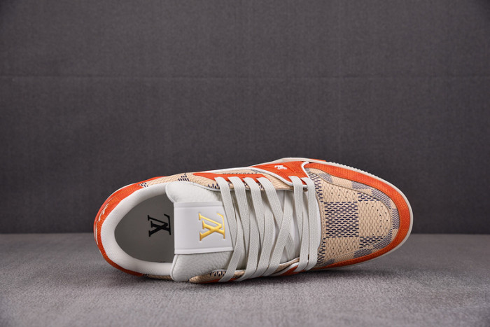 LV SNEAKER LV-000100